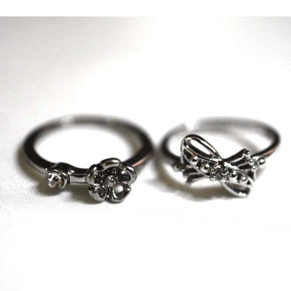 Set Of 2 Trendy Stylish Silver Tone Flower/Bow Size 10 & 11 Y2K Preppy Rings